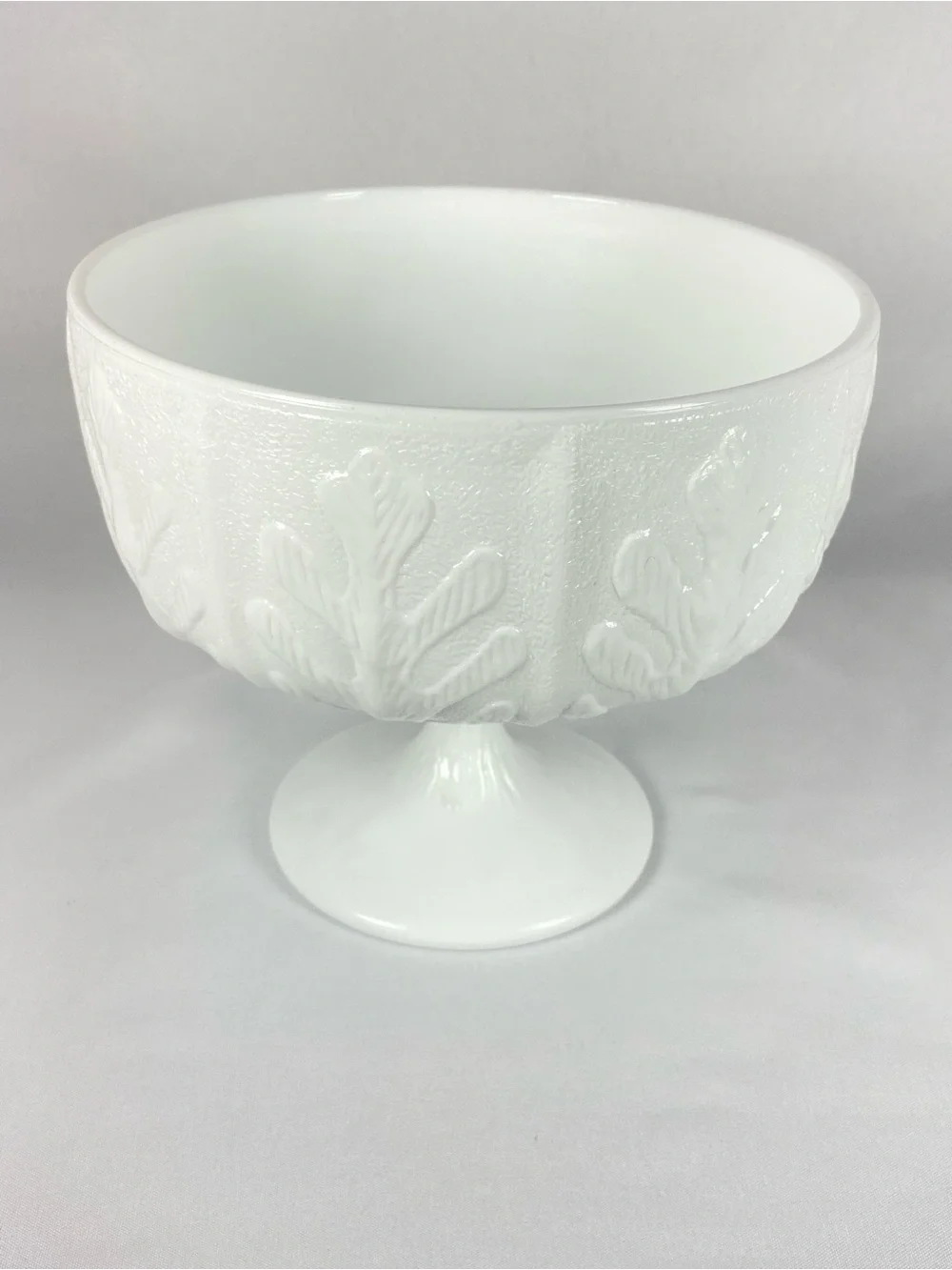 Vintage FTD 1975 White Milk Glass Pedestal Compote Bowl Harvest Wheat 6.5”
